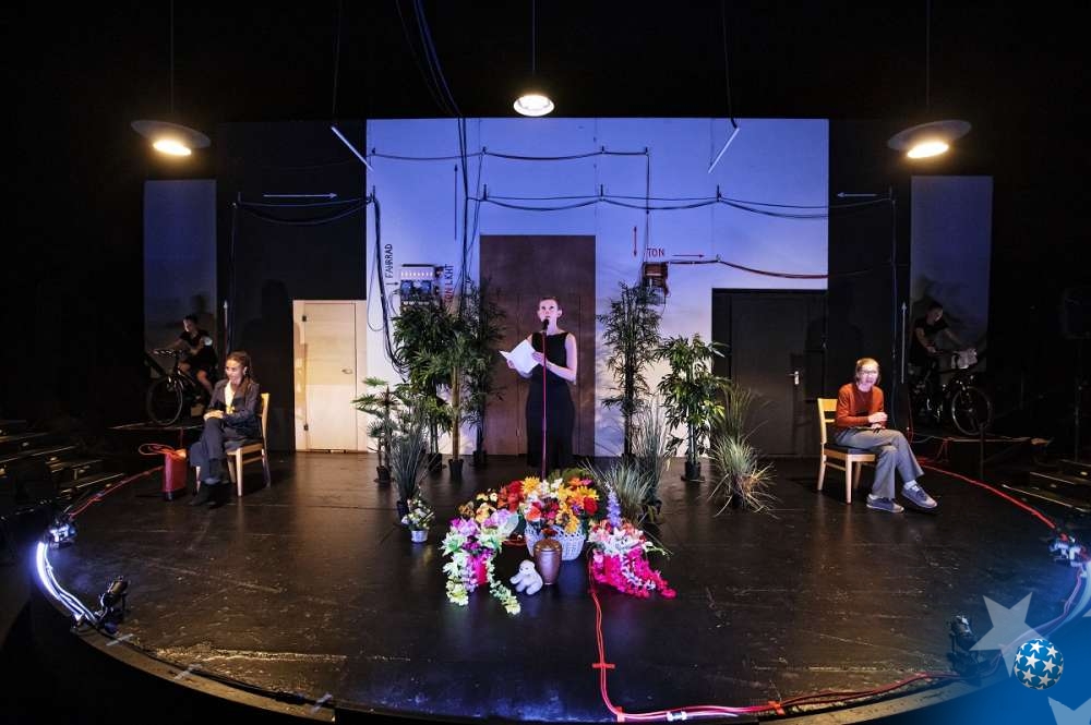 (Not) the End of the World; Photo credit: Gianmarco Bresadola